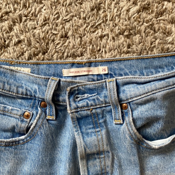 Levi’s Ribcage Jeans - Picture 2 of 5